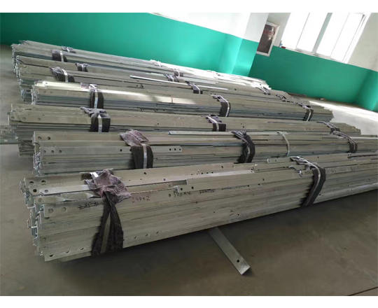 ���������\